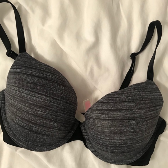 PINK Victoria's Secret Other - Gray bra